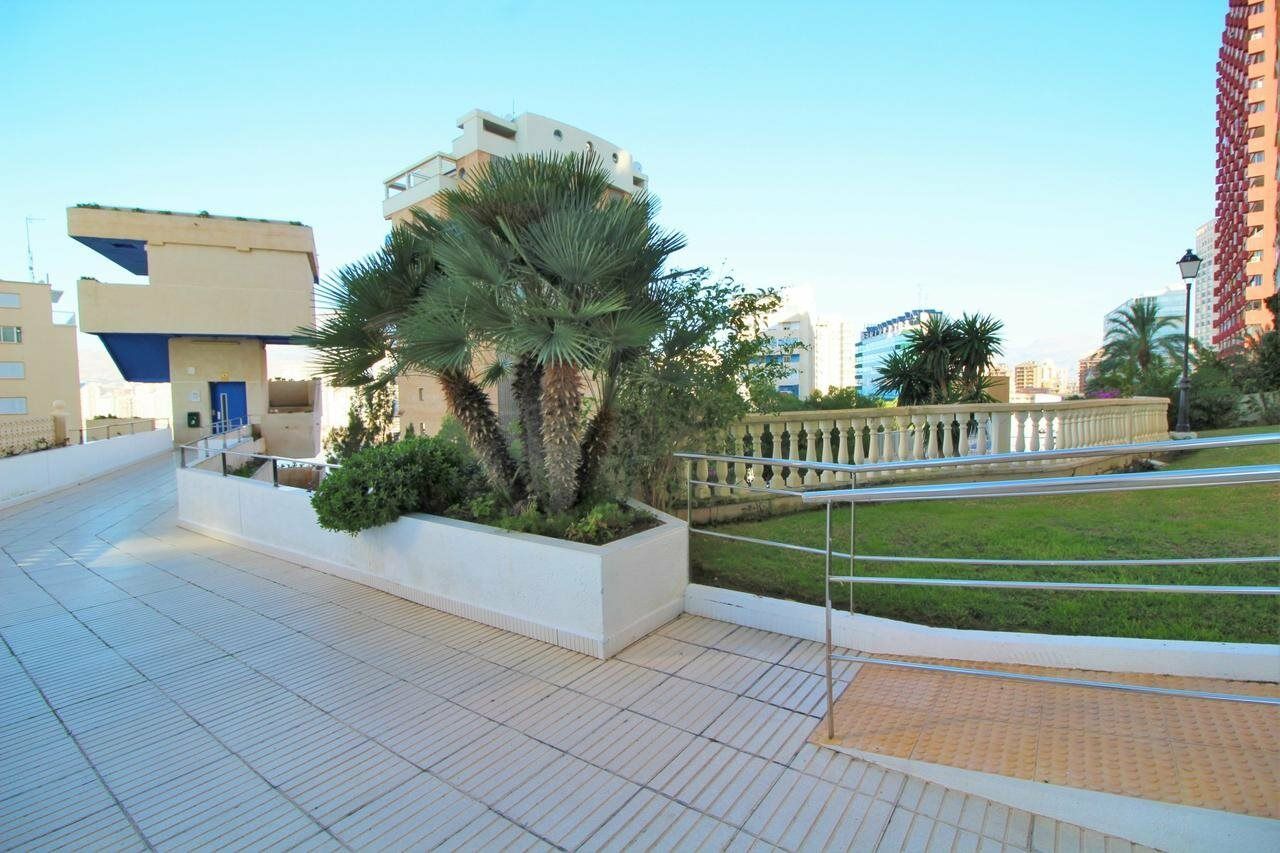 Trinisol II Hotell Benidorm Exteriör bild
